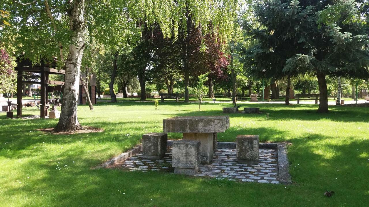 بيت شباب Centro San Viator باياذوليد المظهر الخارجي الصورة