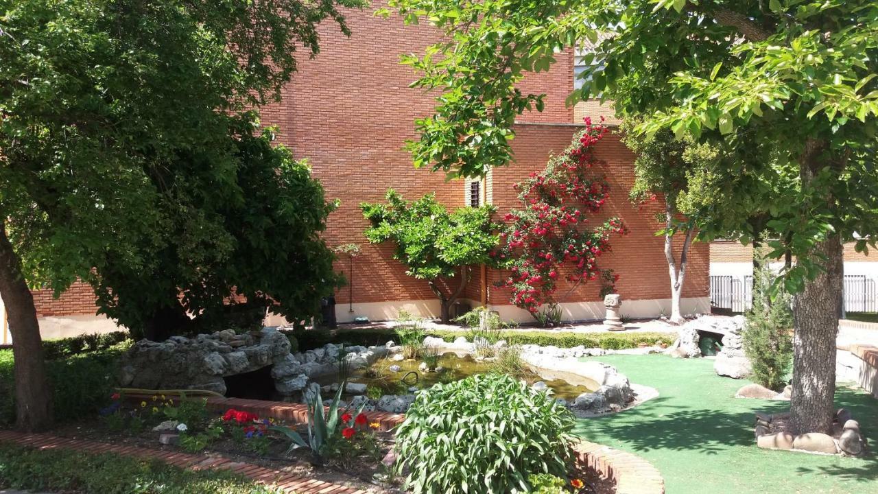 بيت شباب Centro San Viator باياذوليد المظهر الخارجي الصورة