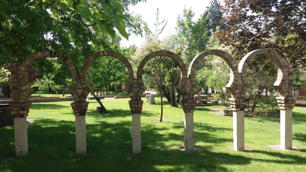 بيت شباب Centro San Viator باياذوليد المظهر الخارجي الصورة