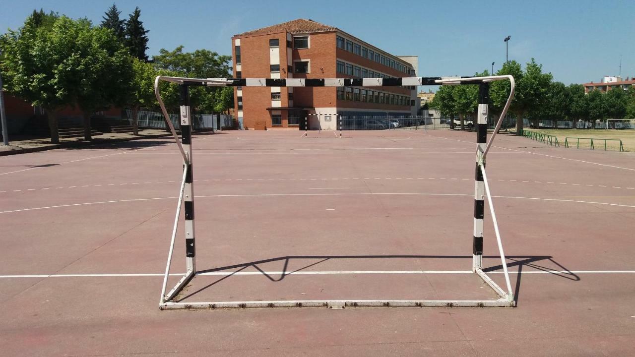 بيت شباب Centro San Viator باياذوليد المظهر الخارجي الصورة