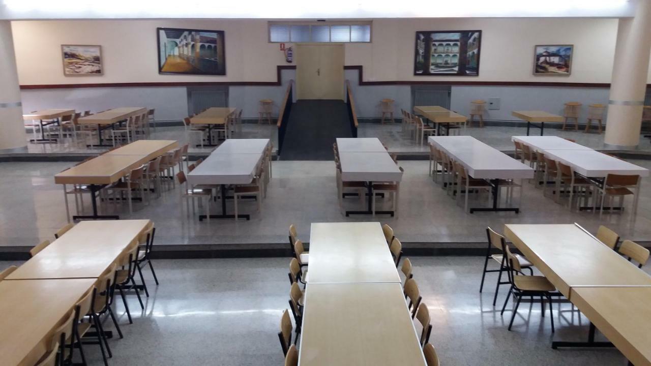 بيت شباب Centro San Viator باياذوليد المظهر الخارجي الصورة